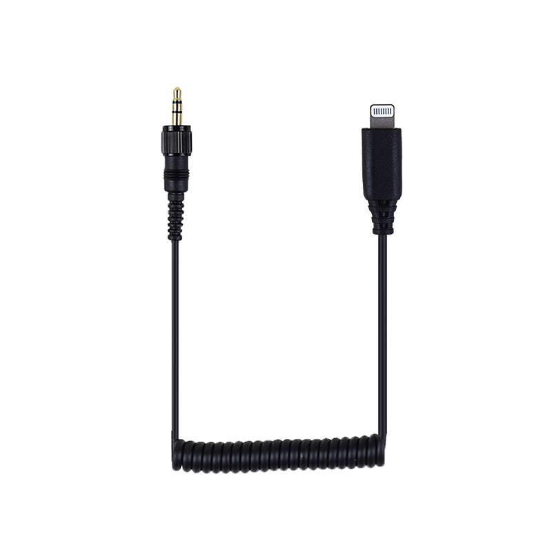 3.5mmTRS to lightning adapter